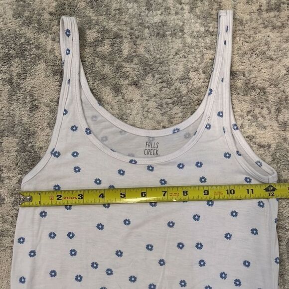 Daisy Tank   - Picture 2 of 4